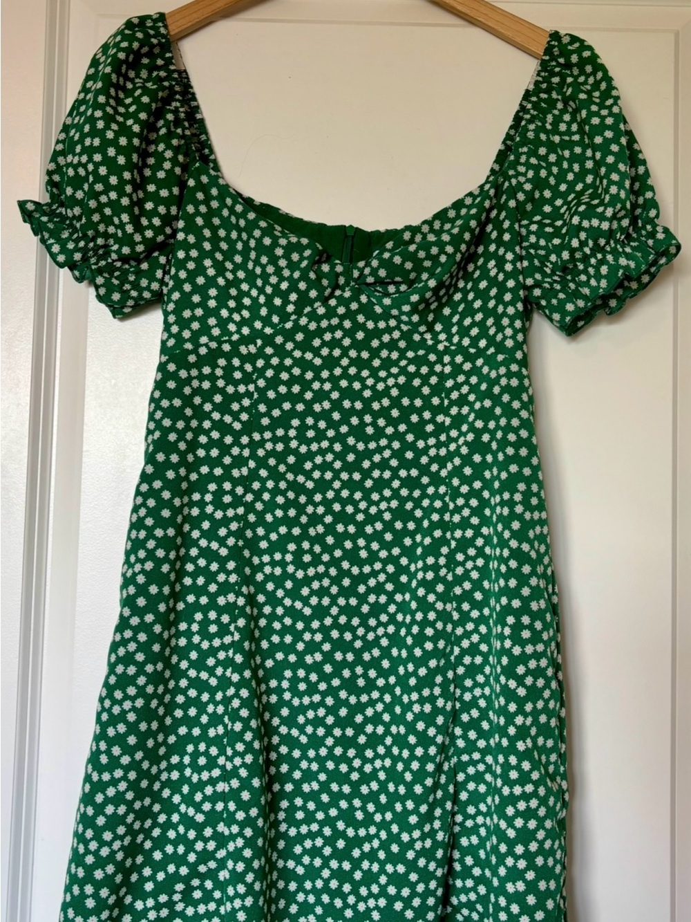 Princess Polly Green Daisy Puff Sleeve Off-Shoulder Mini Dress US 6